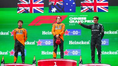 塑马刺队的 塑马刺队的